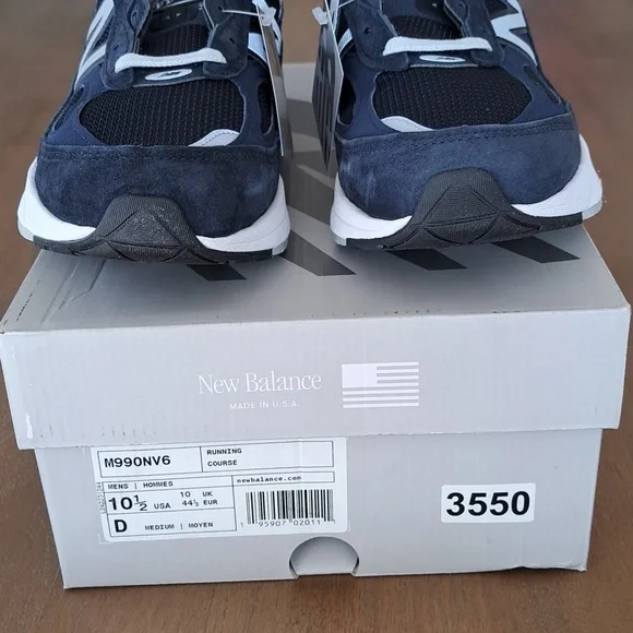 New Balance Made in USA 990v6 Running Shoe - Color: Navy/White - Size: Men 10.5 - Picture 4 of 10
